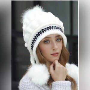Plush Pom Pom Winter Hat White